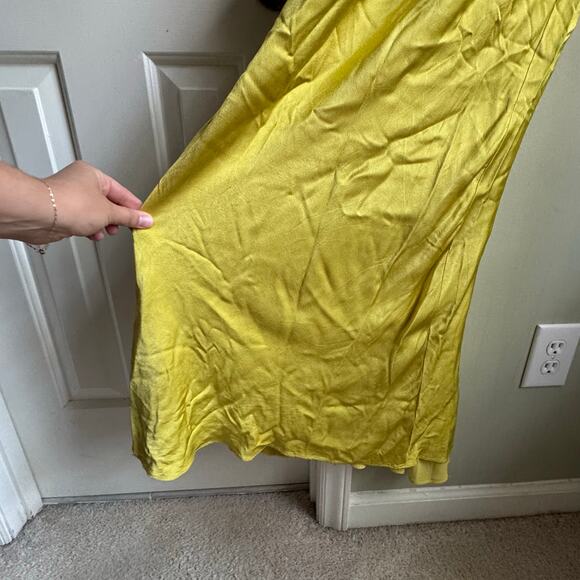 Shona Joy Sofia Spliced Maxi Dress Yellow Charmeuse Formal Slip Revolve Sz 6 - Picture 4 of 9